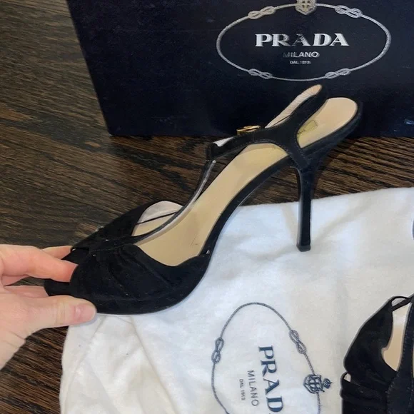 Prada black suede high heels - Picture 2 of 6